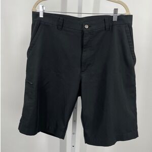 Callaway Men's Black Performance Golf Shorts Size 34 Zipper Pocket w/minor stain